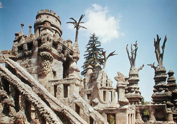 Det ideelle palads, bygget 1879-1912 af Joseph Ferdinand Cheval