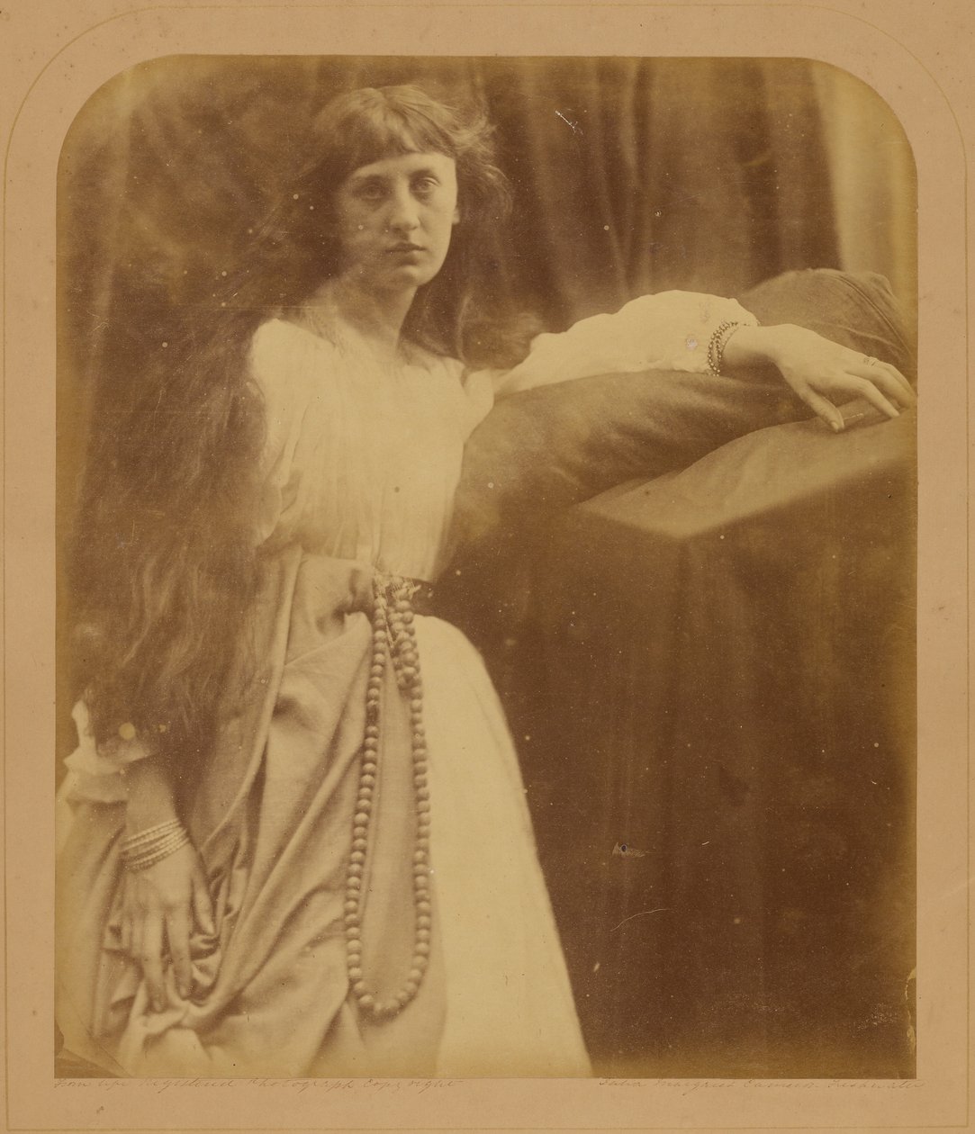 Præ-rafaelitisk undersøgelse af Julia Margaret Cameron