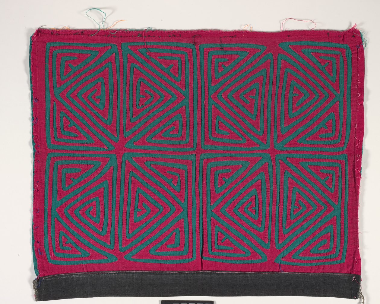 Skjortepanel (mola), ca. 1950 (påført bomuld) af Kuna Indian Culture