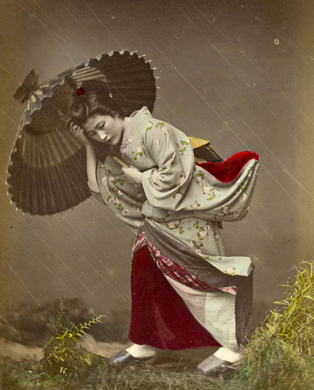 Kvinde fanget i en regnstorm, ca. 1890 af Kusakabe Kimbei