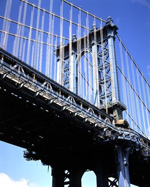 Manhattan Bridge, færdiggjort 1909 af Leon Moisseiff