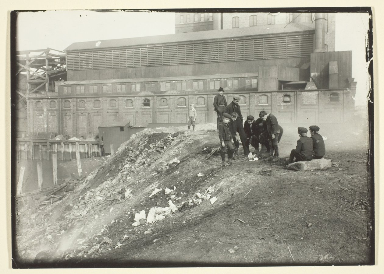 Gang Rendevous, Yonkers af Lewis Wickes Hine