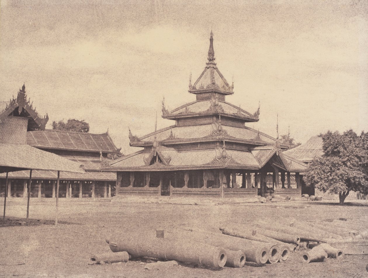Amerapoora: Palace of the White Elephant af Linnaeus Tripe