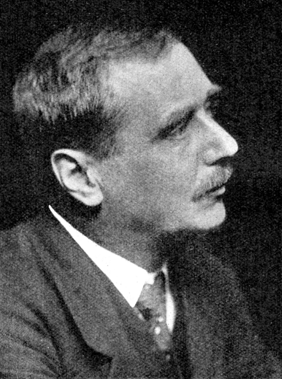 H.G Lewis, 1923. af Lizzie Caswall Smith