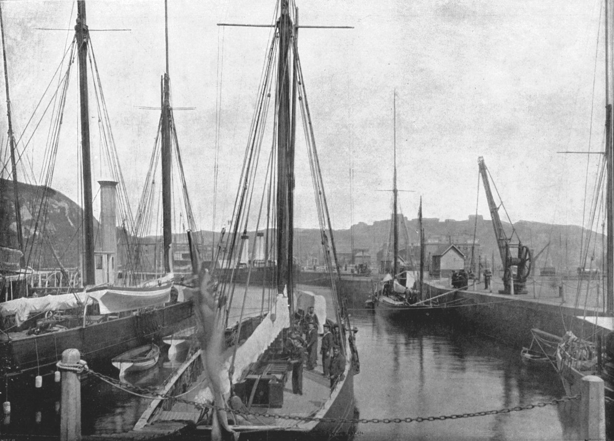 Havnen, Dover, 1895. af London Stereoscopic and Photographic Co