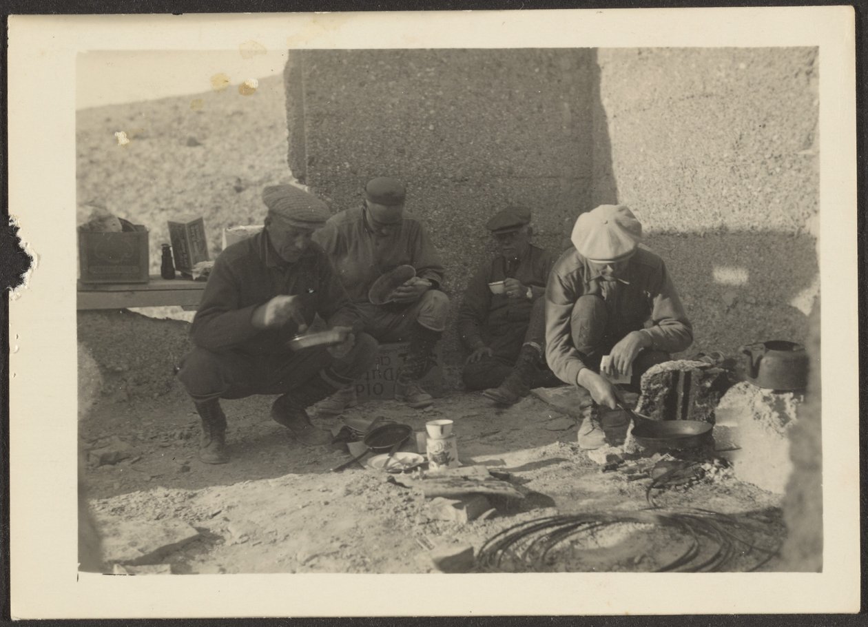 [Campfire Meal] af Louis Fleckenstein