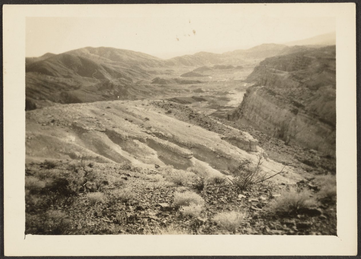 [Rocky Landscape] af Louis Fleckenstein