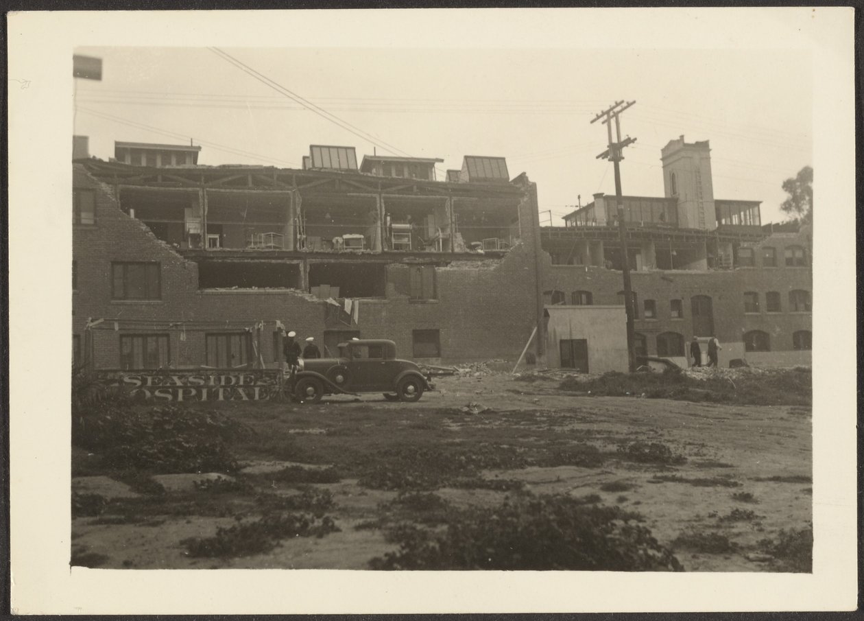 [Seaside Hospital] af Louis Fleckenstein