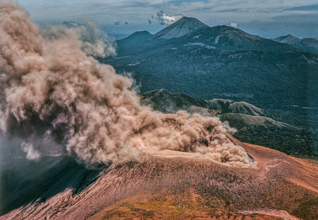 Vulkanen Momotombo i Nicaragua af Luis Marden