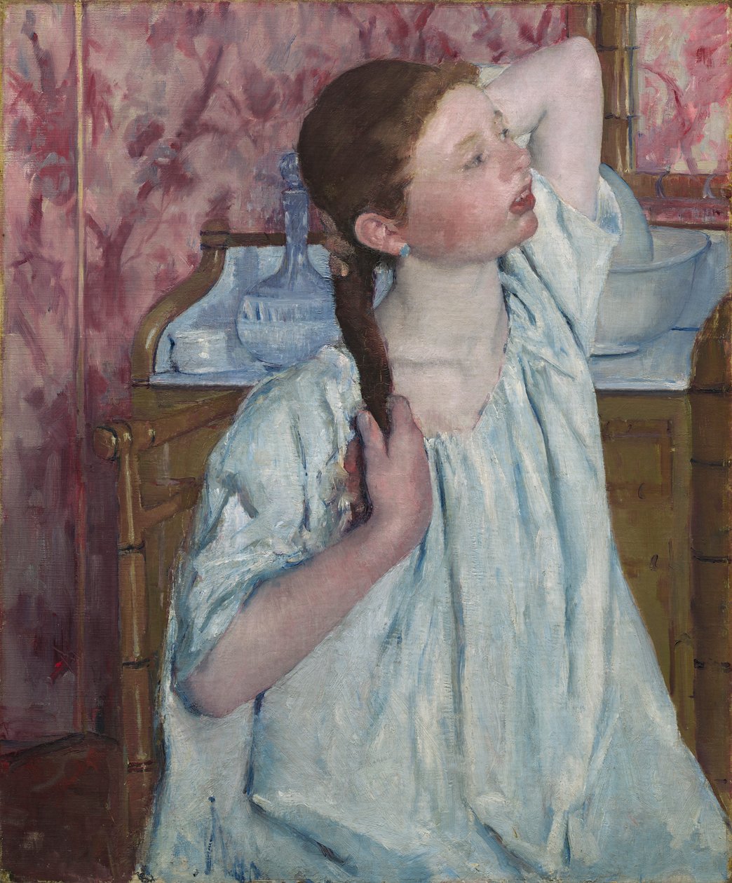 Pige arrangerer sit hår af Mary Stevenson Cassatt