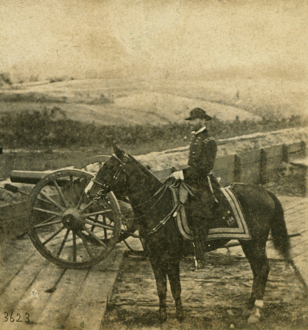 Generalmajor W.T. Sherman og hans hest, 1864 af Mathew B. Brady