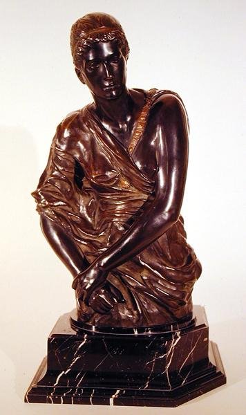 Cassandra, ca. 1895 (bronze med marmorbund) af Max Klinger