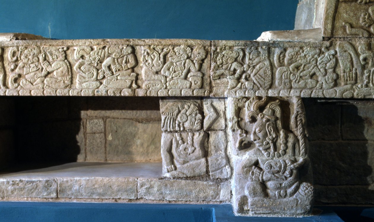 Sepulturas-bænk fra Copan, senklassisk periode 600-900 e.Kr. af Mayan