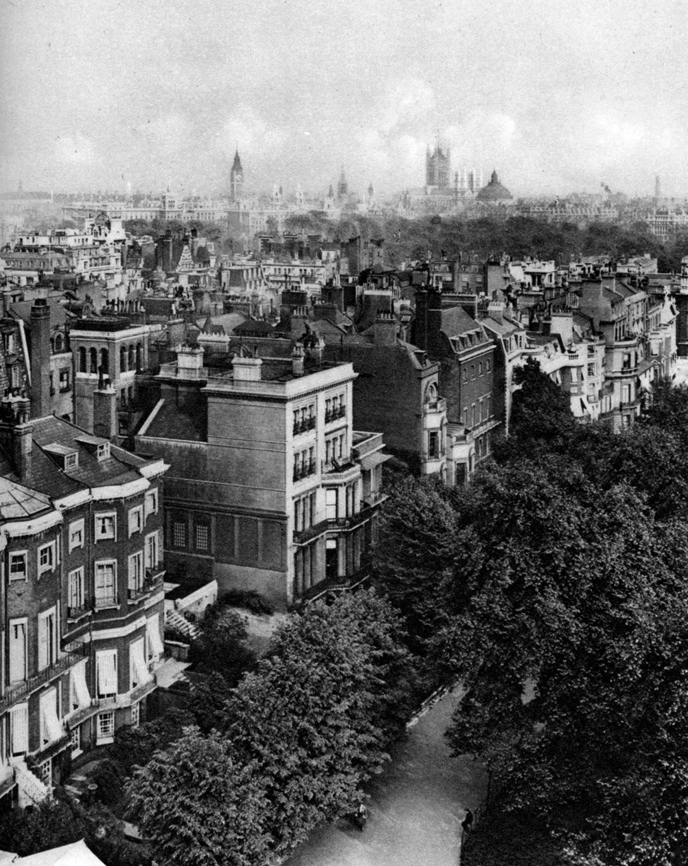 Huse langs Queens Walk, Green Park, London, 1926-1927. af McLeish
