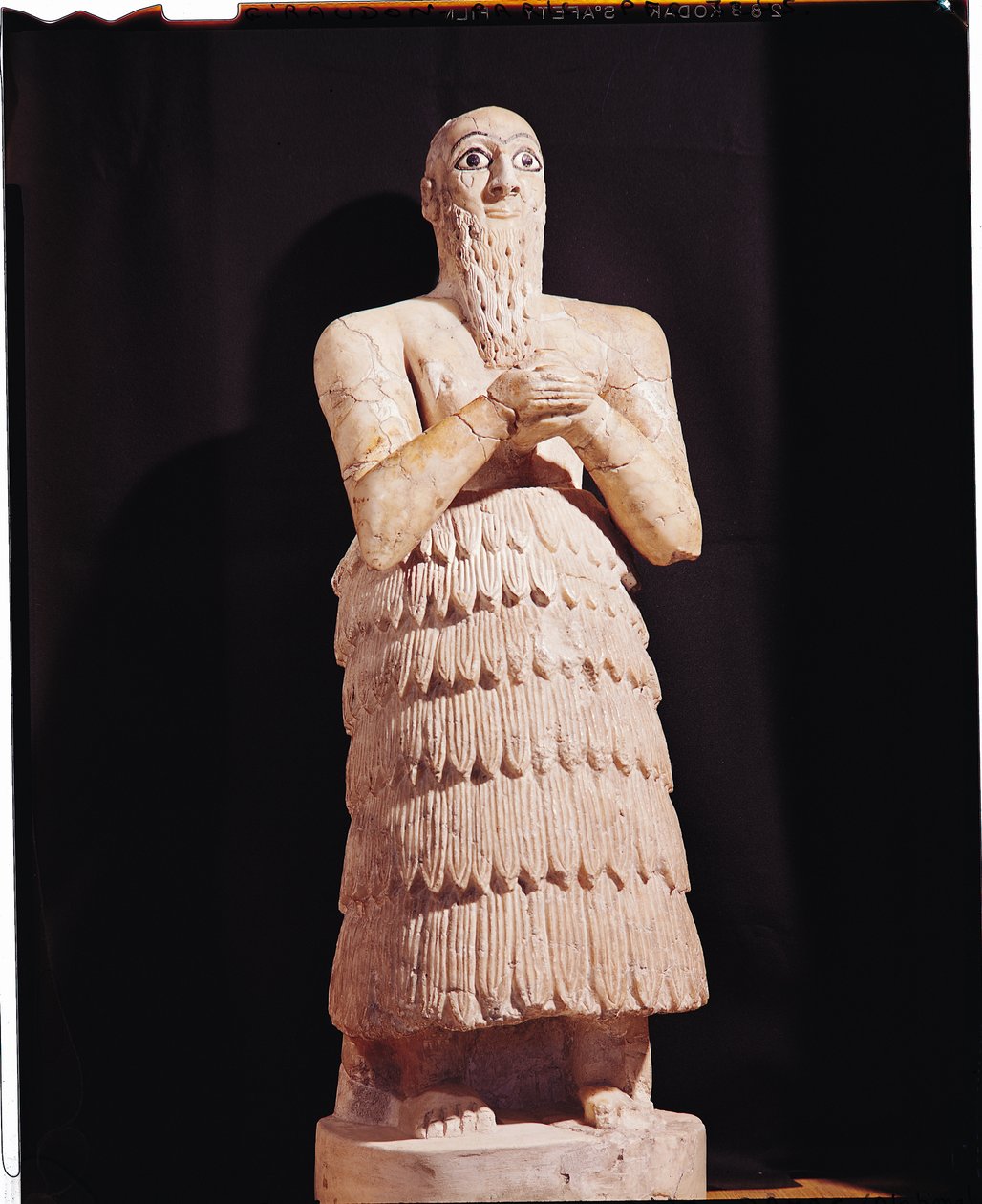 Statue af Itur-Shamagen, konge af Mari, ved bøn, fra Mari, Mellem Eufrat, 2800-2300 f.Kr. (alabast) (se også 228262) af Mesopotamian