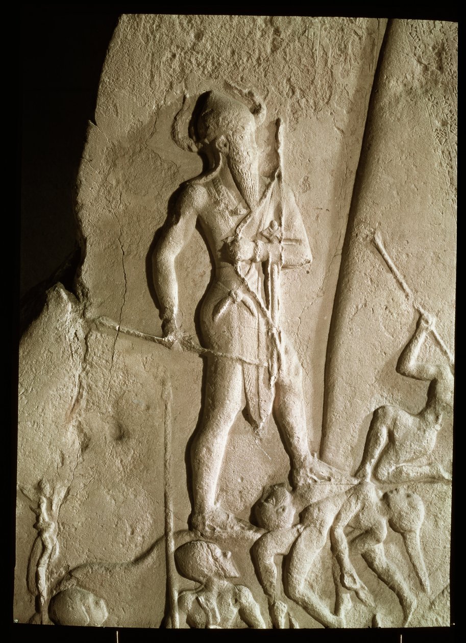 Victory Stele of Naram-Sin (2225-2185 f.Kr.) Konge af Akkad over Lullubi, akkadisk periode, ca. 2230 (lyserød sandsten) (detaljer) af Mesopotamian