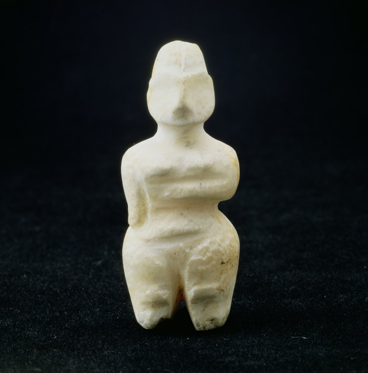 Kvindefigur fra Necropolis of Tell es-Sawwan, det centrale Mesopotamien, ca. 5800-5500 f.Kr. (alabaster indlagt med bitumen) af Mesopotamian