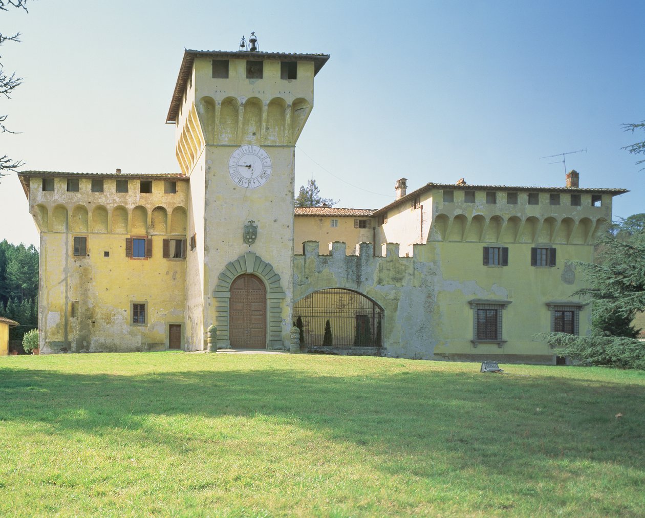 Villa Medicea Cafaggiolo, designet til Cosimo Il Vecchio (1389-1464) (se også 60455) af Michelozzo di Bartolommeo