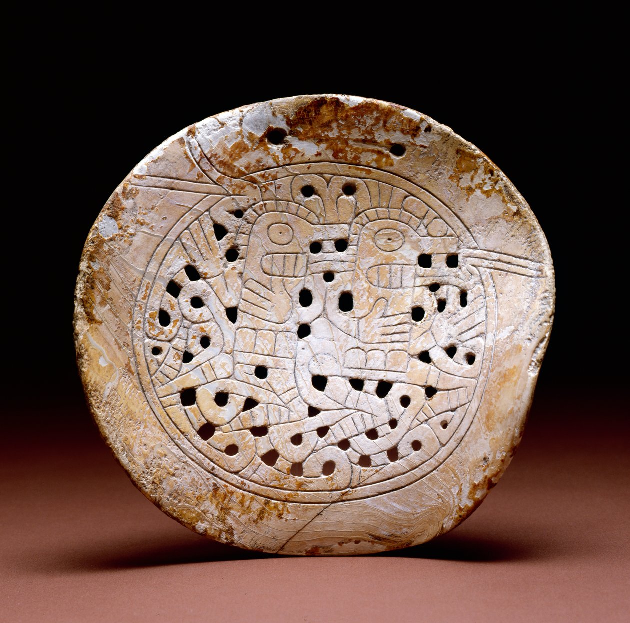 Shell Gorget, Dallas Phase, 1300-1500 (marin shell) af Mississippian culture