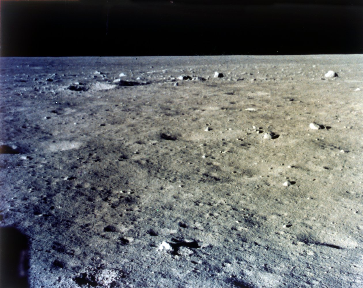 Månens overflade. af NASA Images