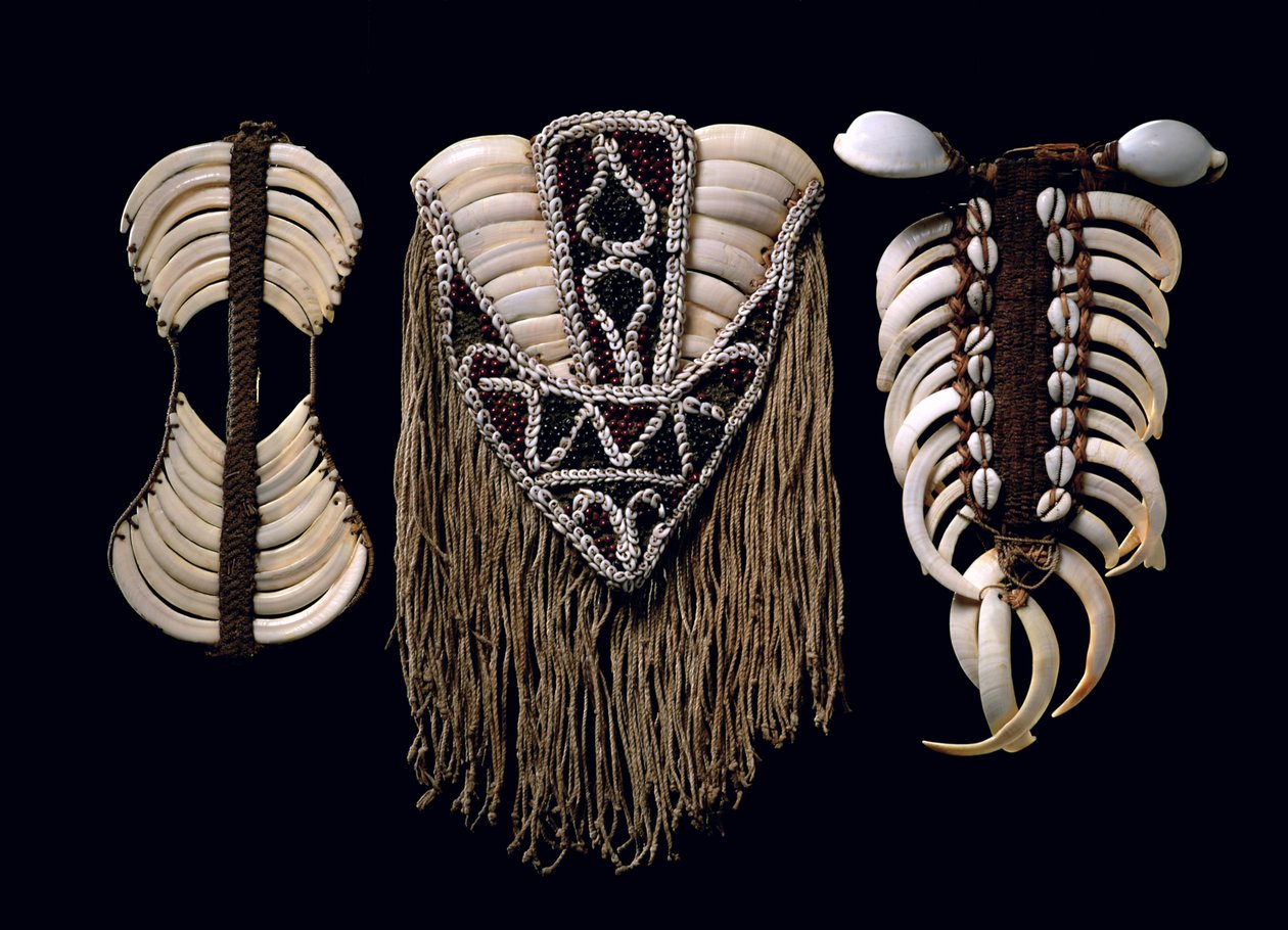 Brystdekorationer af Papua New Guinean