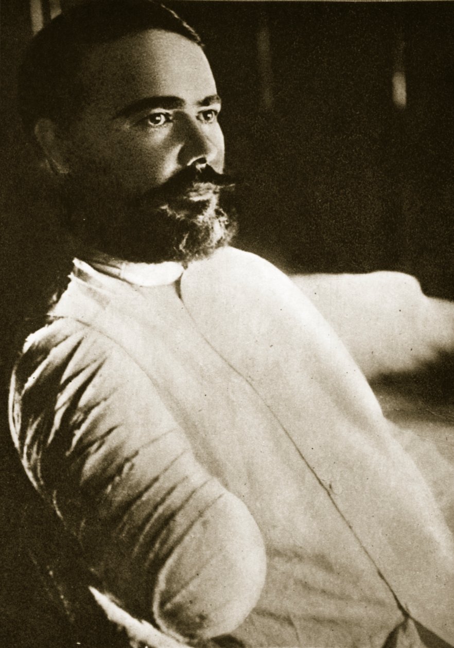 General Obregon efter at hans højre arm blev sprængt af en granat ved Santa Ana del Conde, 1915 af Paul Thompson