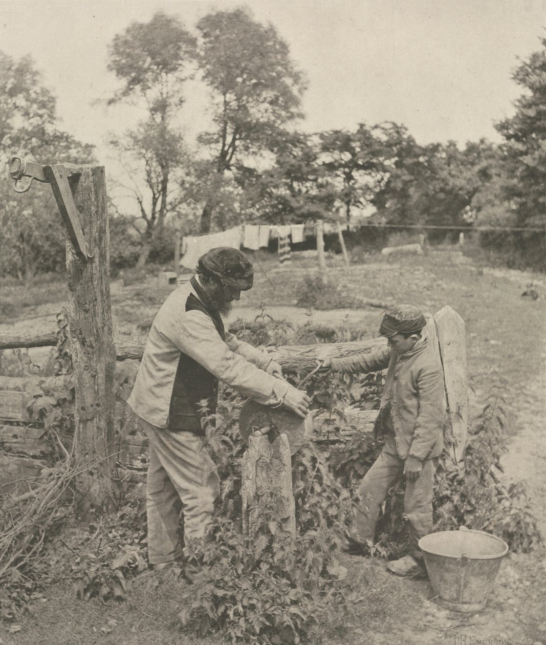 På Grindstone--A Suffolk Farmyard af Peter Henry Emerson