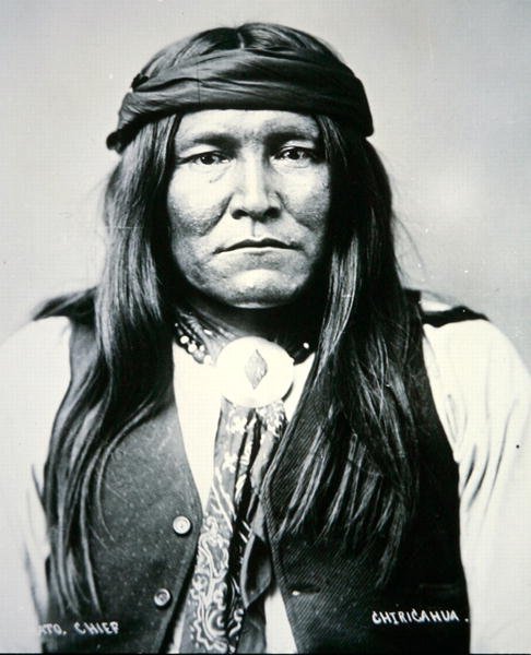 Chato Chief of Chiricahua Tribe (s/h foto) af Photographer American