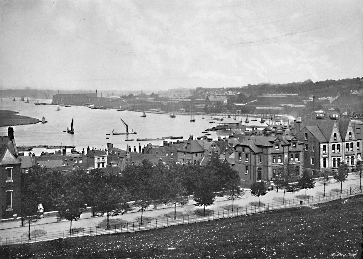 Chatham, c1896 af Poulton and Co