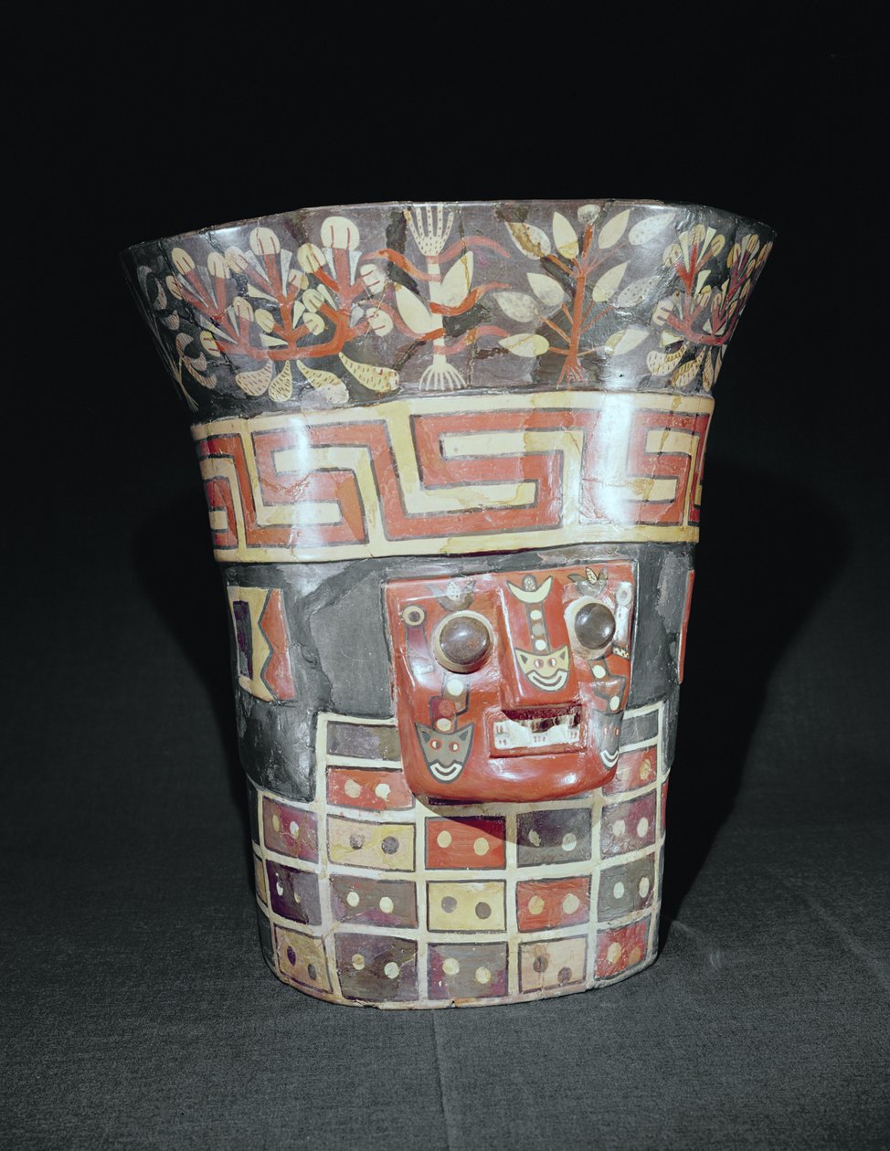 Fartøj, der forestiller majs yams og dyr, fra Tiahuanaco, ca. 650 e.Kr. af Pre Columbian