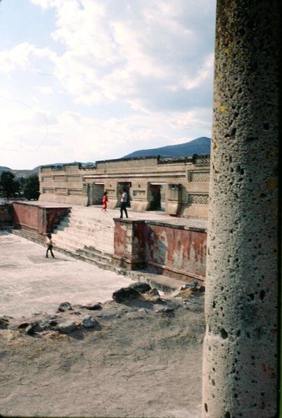 Udsigt til en gårdhave af Pre Columbian Pre Columbian
