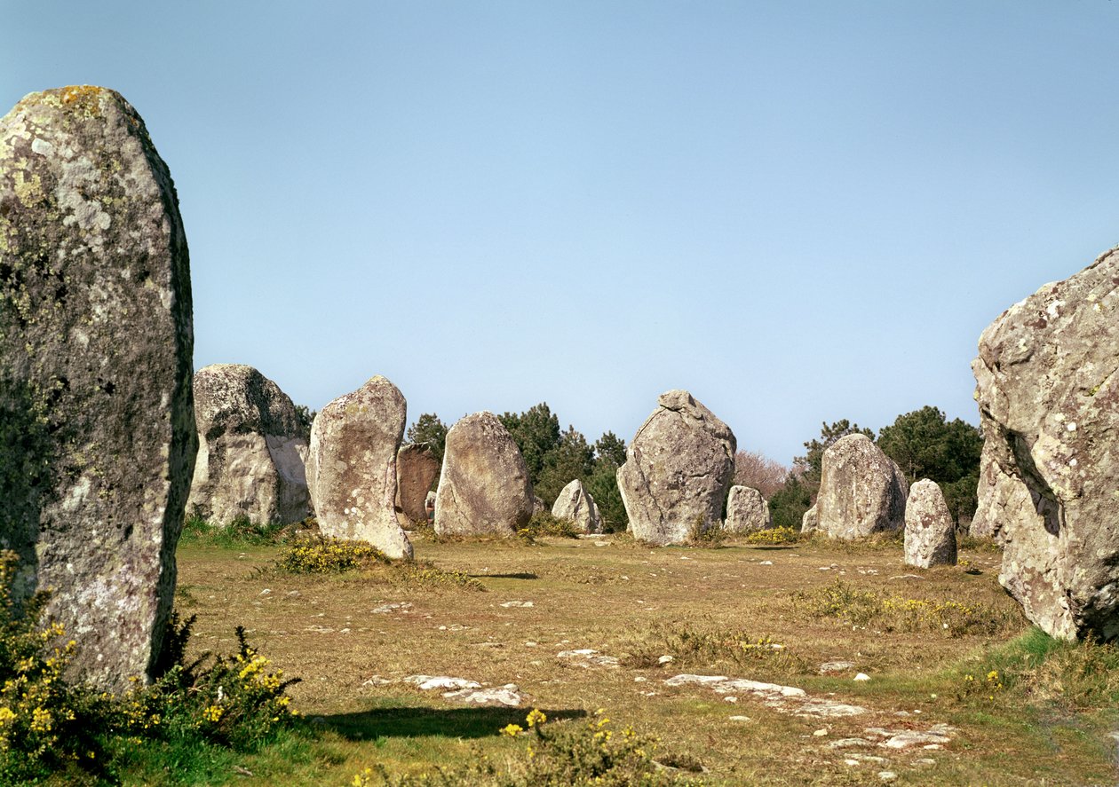 Opstilling af stående sten, megalitisk periode, 4.-3. årtusinde f.Kr. af Prehistoric