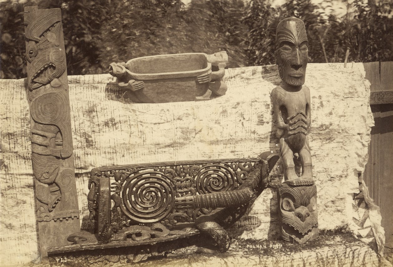 Artefakter, ca. 1885 (albumin print) af Pulman Studio