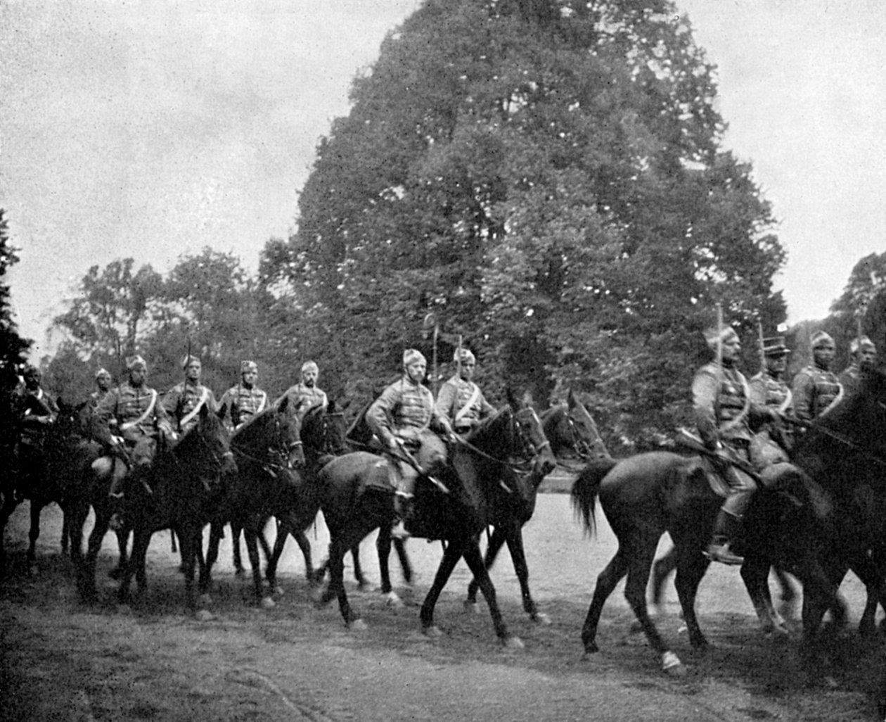 Danske Husarer i Bernsdorff, 1908 af Queen Alexandra
