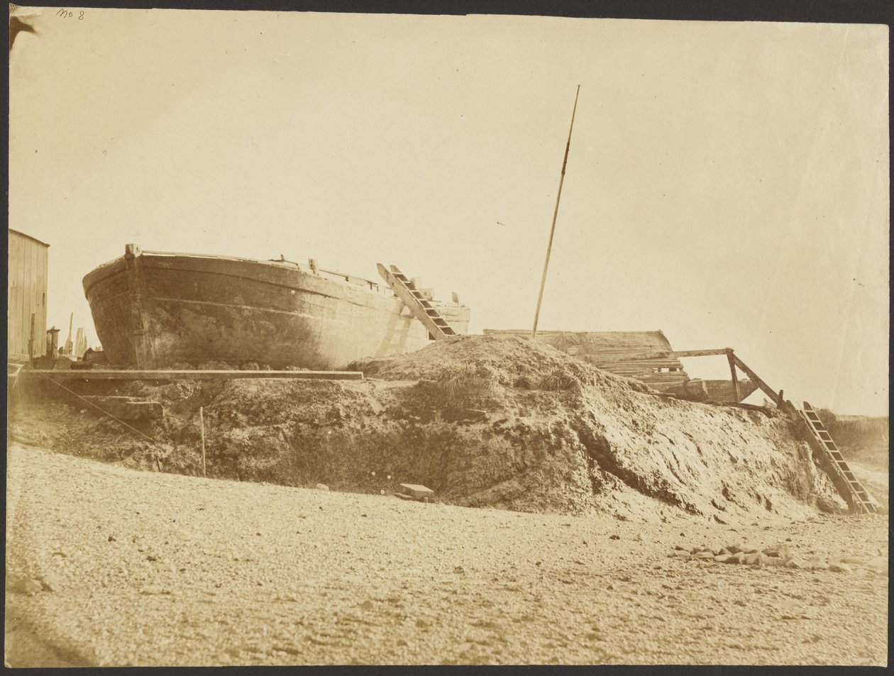 [Strandet båd] af Roger Fenton