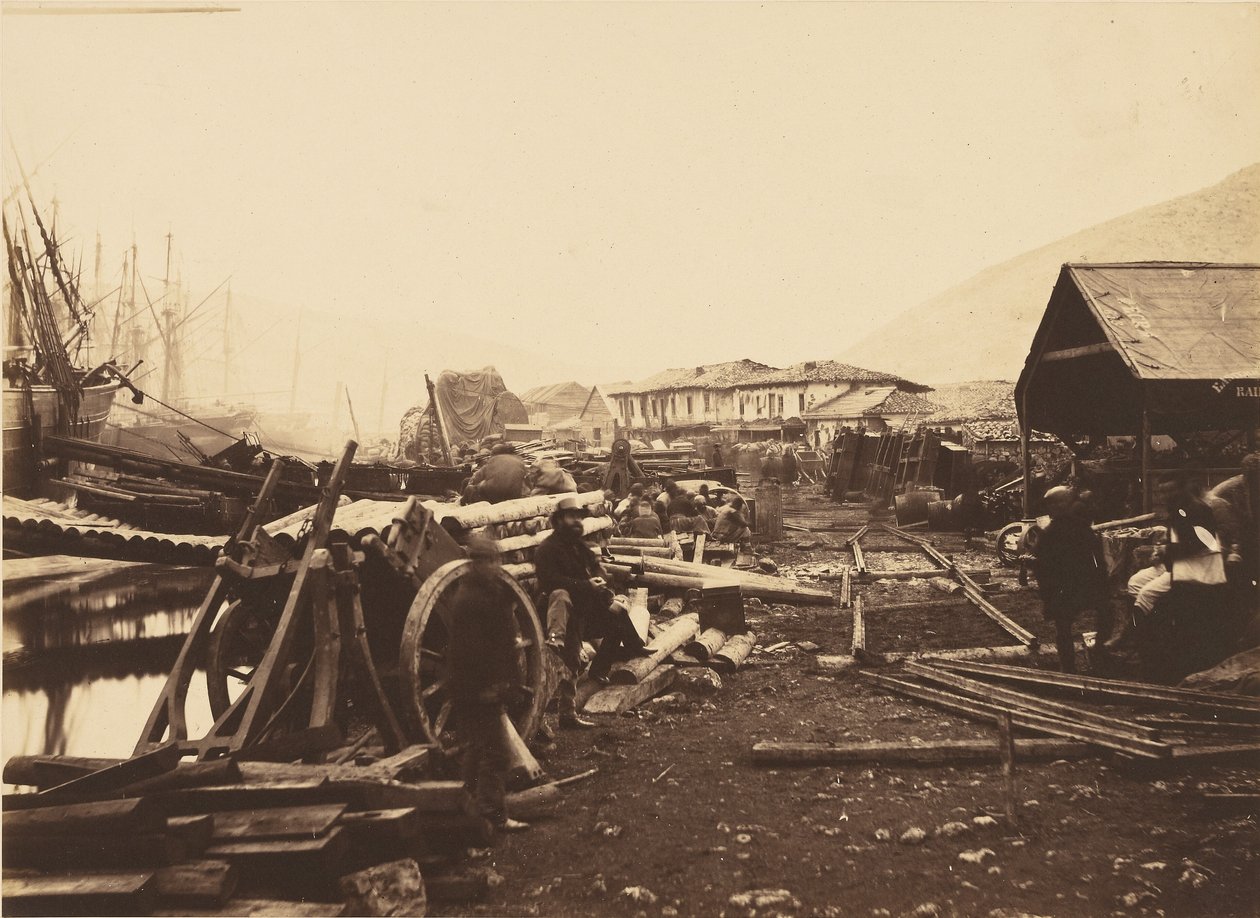 Landing Place Railway Stores, Balaklava af Roger Fenton