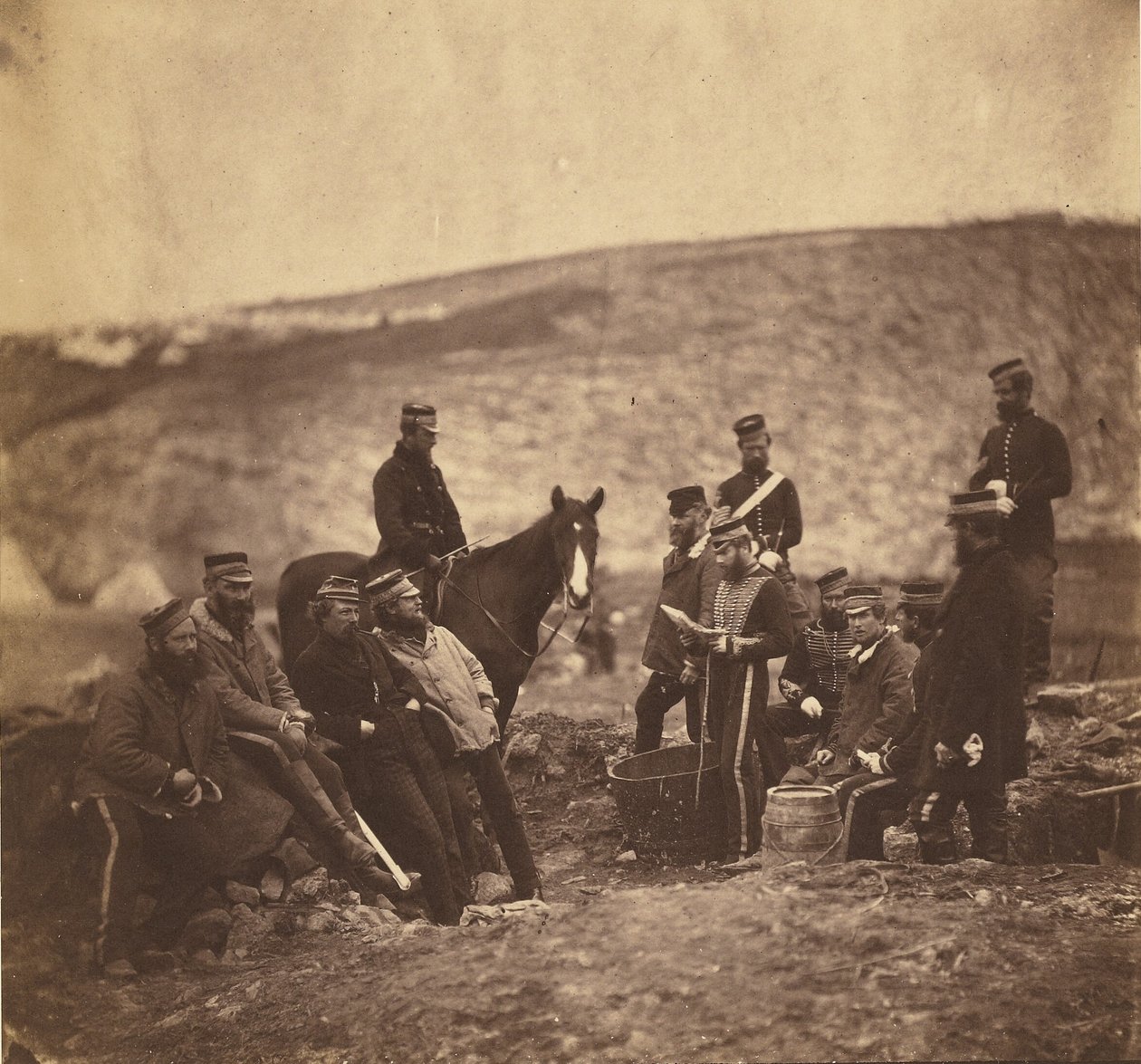 Officerer og mænd fra 8. husar. af Roger Fenton
