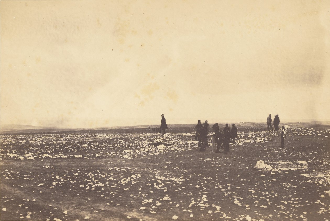 Betjente på udkig ved Cathcarts Hill. af Roger Fenton