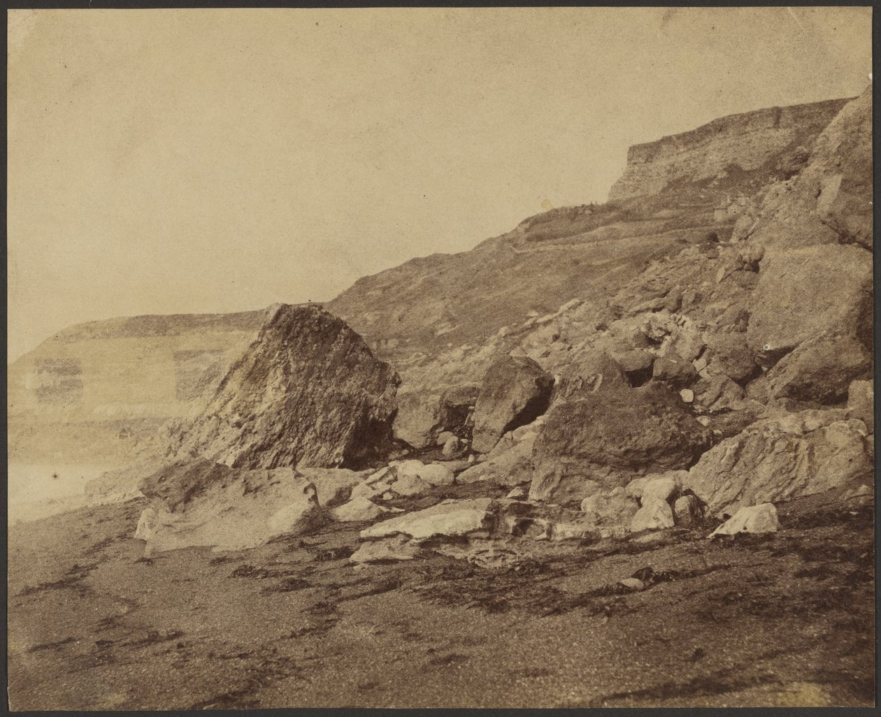 Rocken End (kigger mod vest), Isle of Wight af Roger Fenton