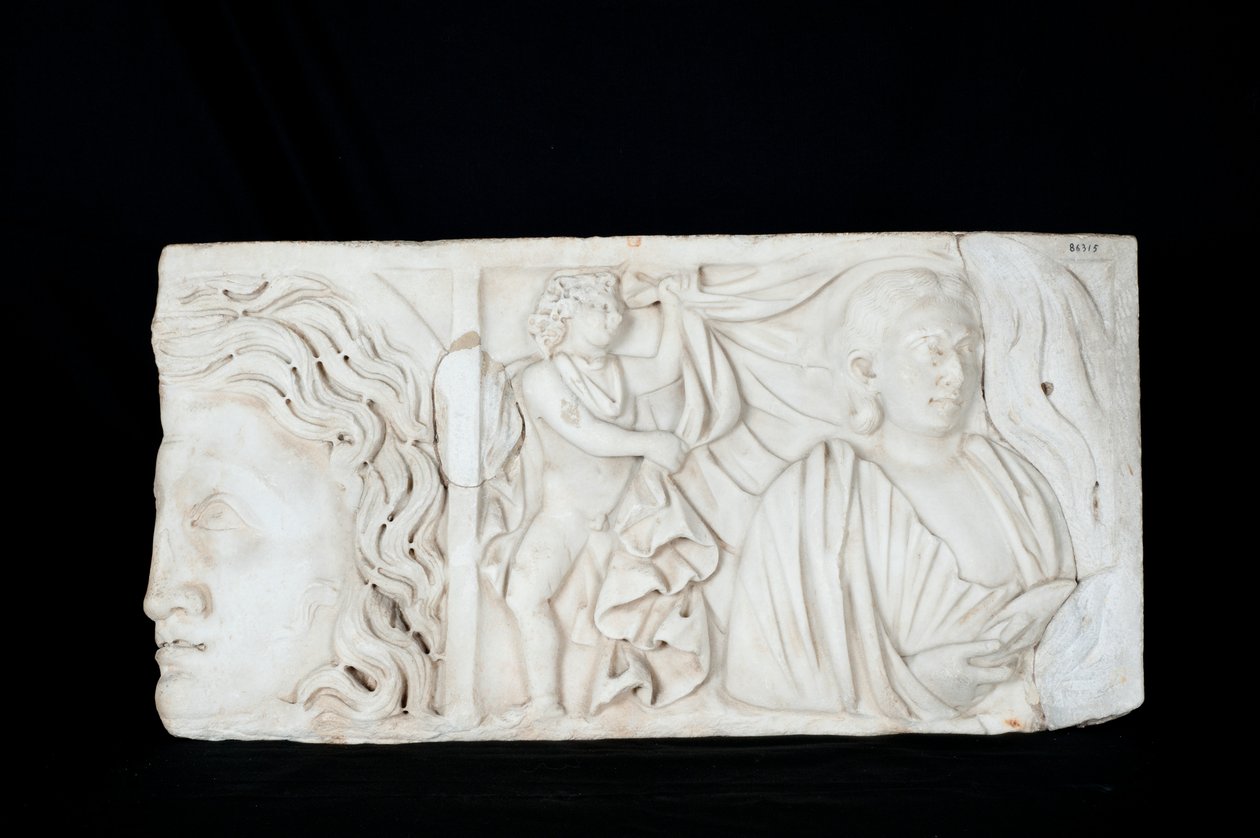 Fragment af en sarkofag (marmor) af Roman