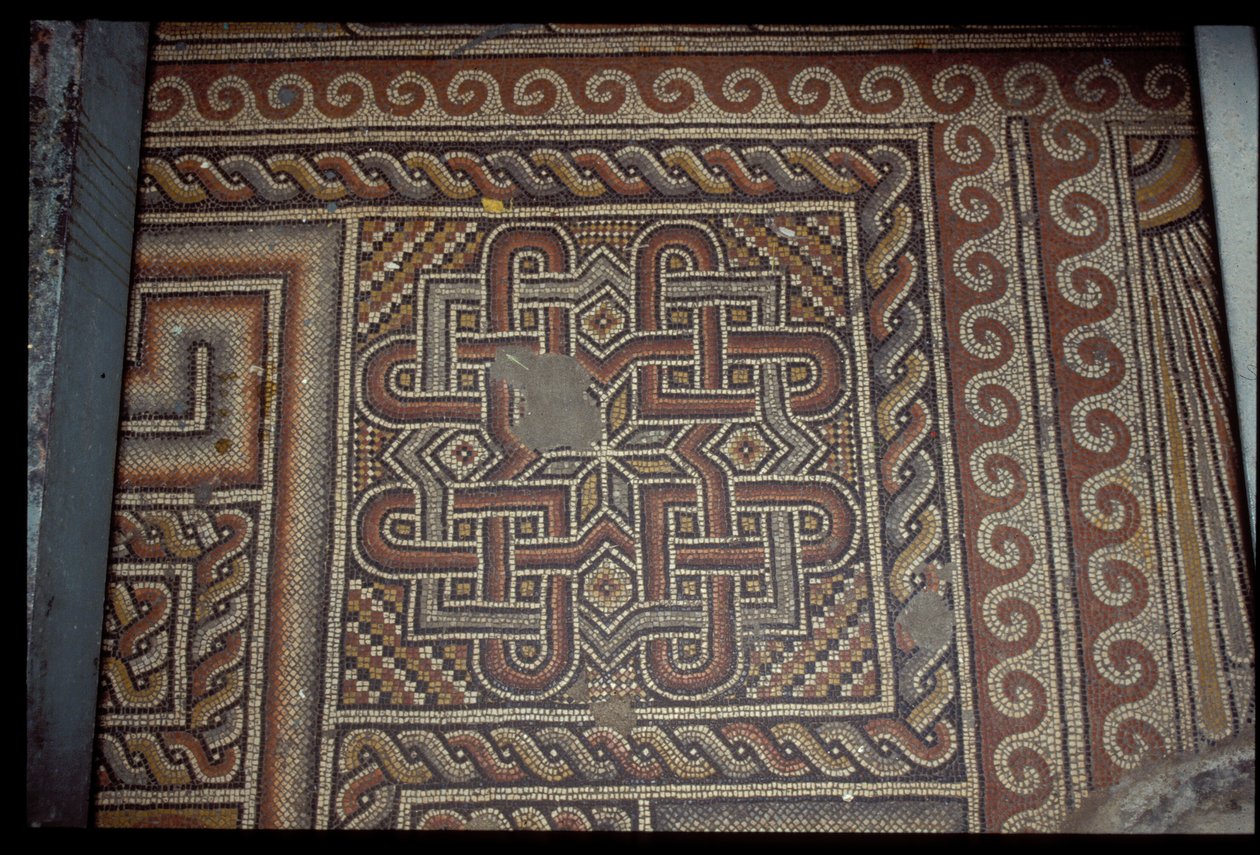 Mosaikgulv, 332 (keramiske fliser) af Roman