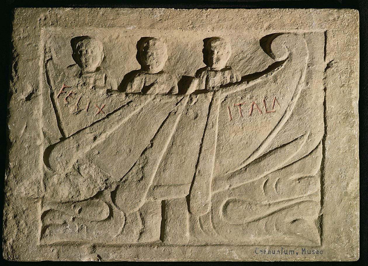 Stela med en robåd "Felix Itala" på Donau-floden af Roman