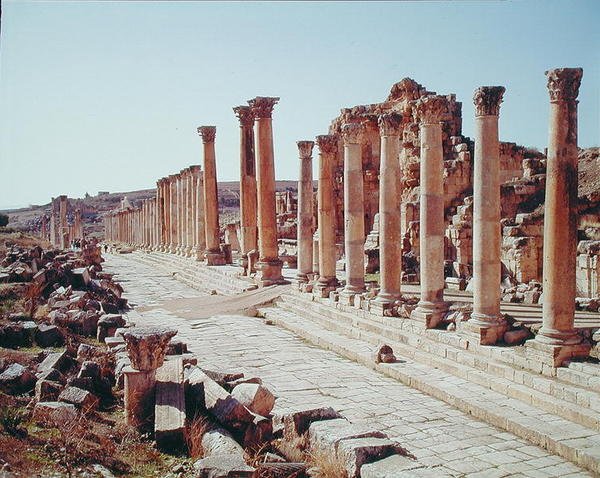 Udsigt over Gaden med kolonner, oprindeligt bygget ca. 39-76 f.Kr af Roman Roman