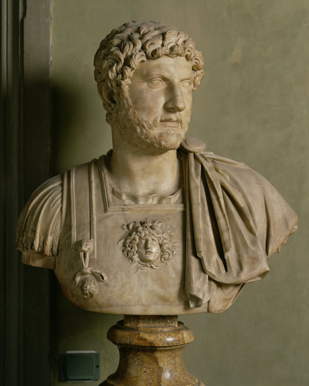 Buste af kejser Hadrian (76-138 e.Kr.) (marmor) af Roman