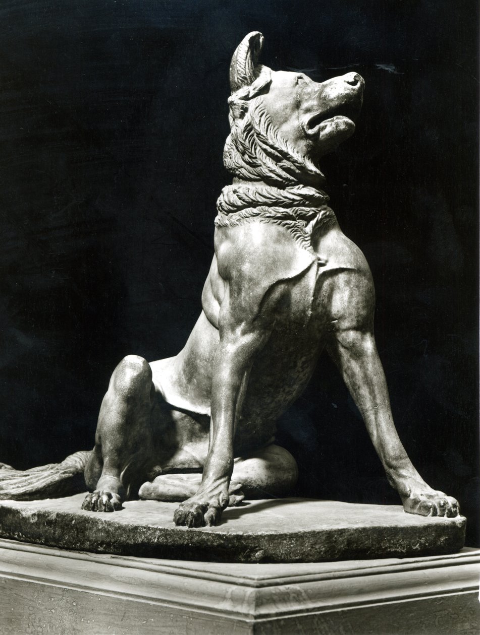 Bullmastiff hund (marmor) af Roman Roman