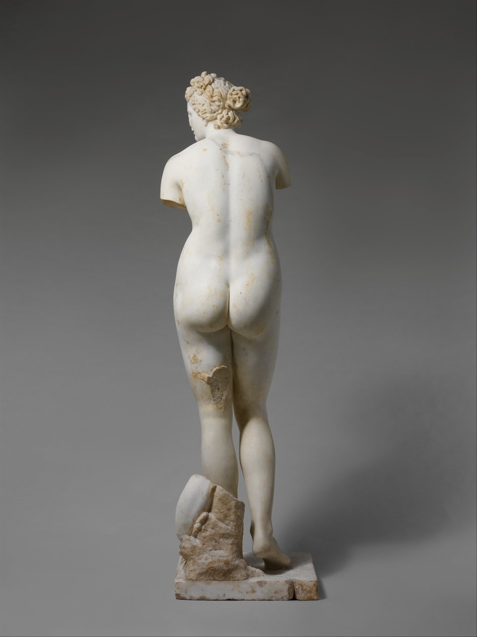 Statue af Afrodite af Roman Roman