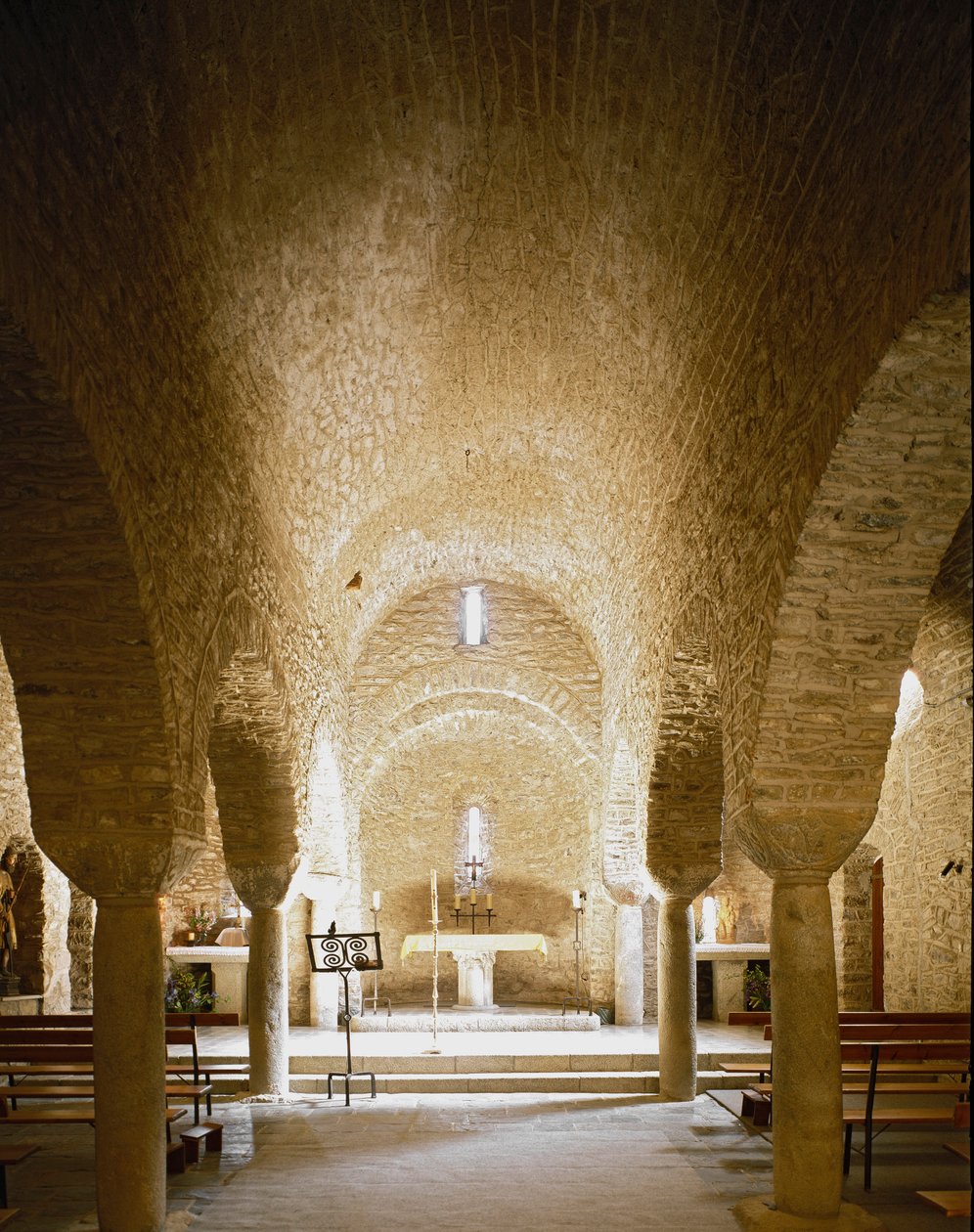 Indvendig udsigt over klosteret af Romanesque