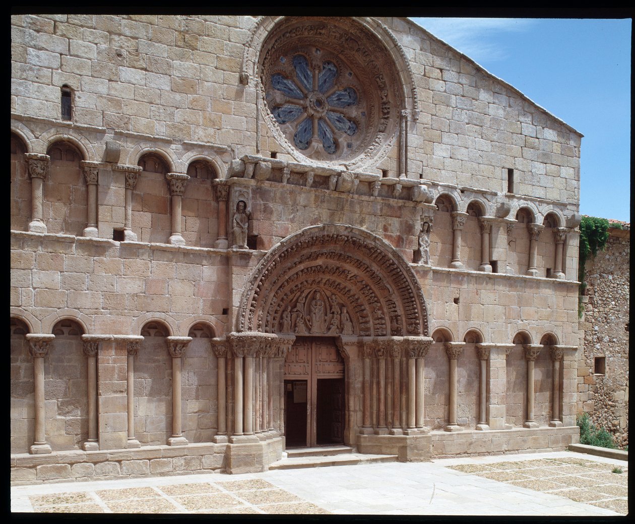 Udsigt over St Dominic kirken af Romanesque