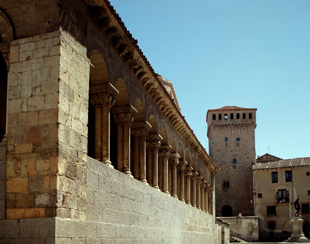 Udsigt over kirken af Romanesque