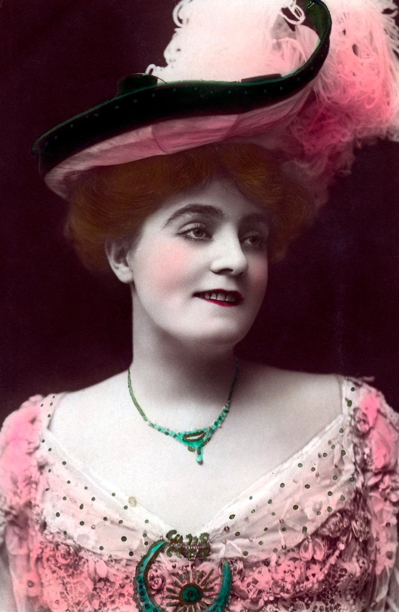 Evie Greene 1875-1917, engelsk skuespillerinde, 1906. af Rotary Photo